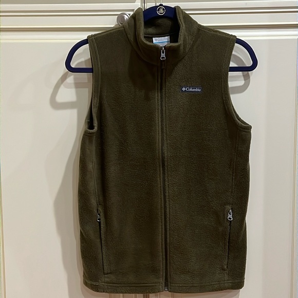 Columbia Boys' Steens Mountain™ Fleece Vest - Picture 1 of 8